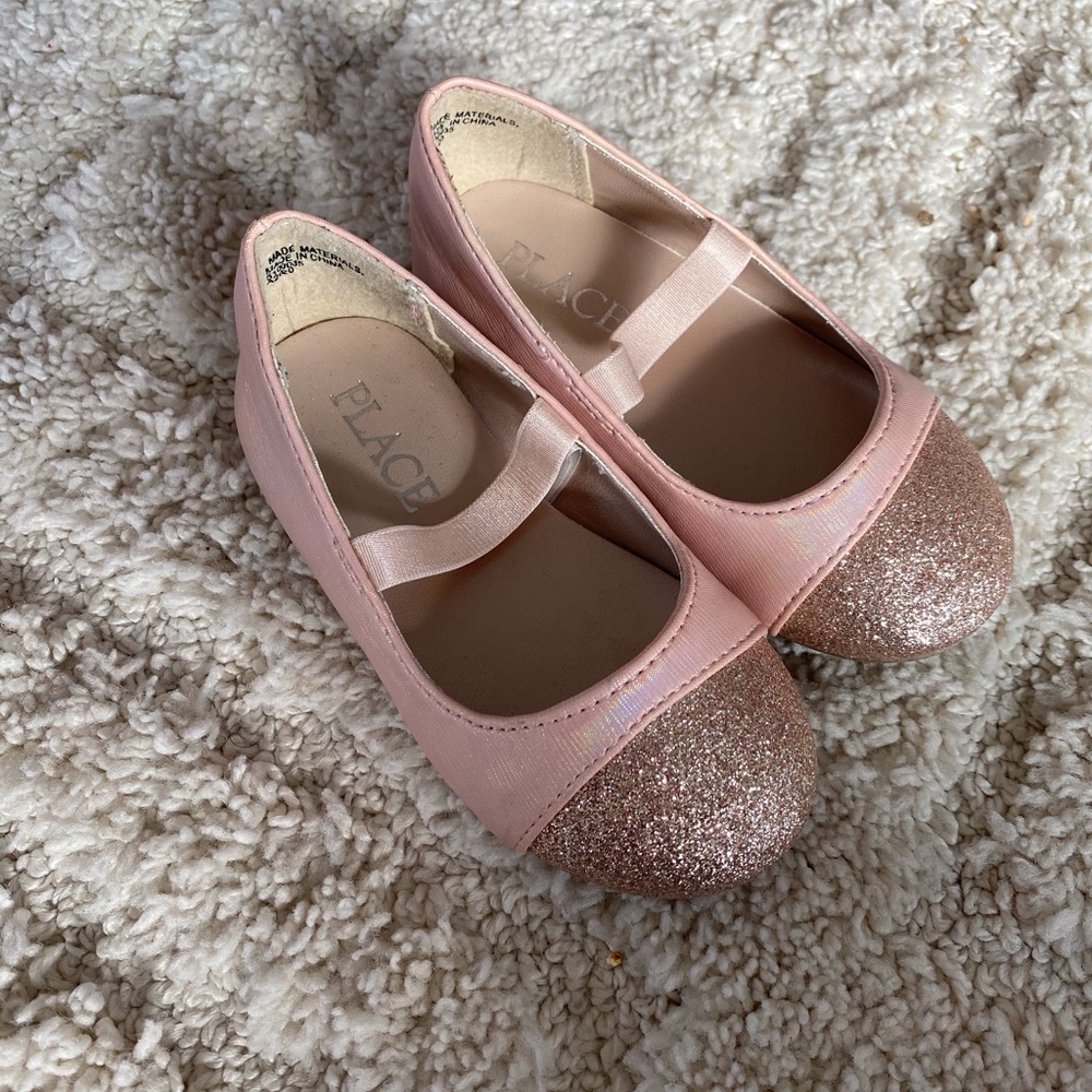 Childrens Place Size 5 pink Toddlers girls flats